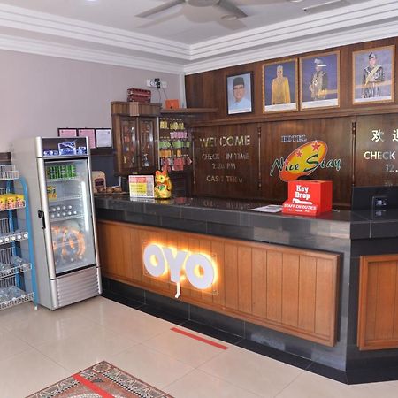 Nice Stay Hotel Рауб Экстерьер фото