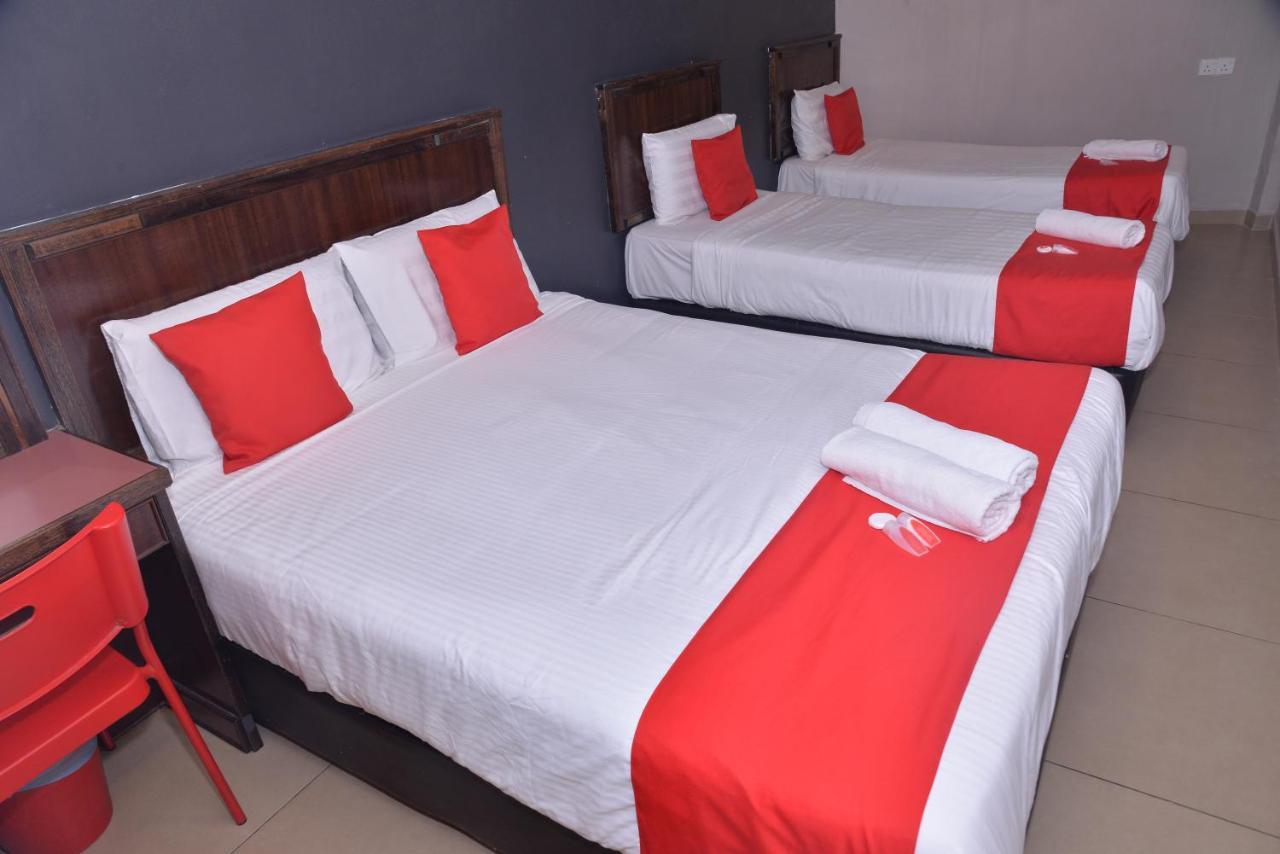 Nice Stay Hotel Рауб Экстерьер фото