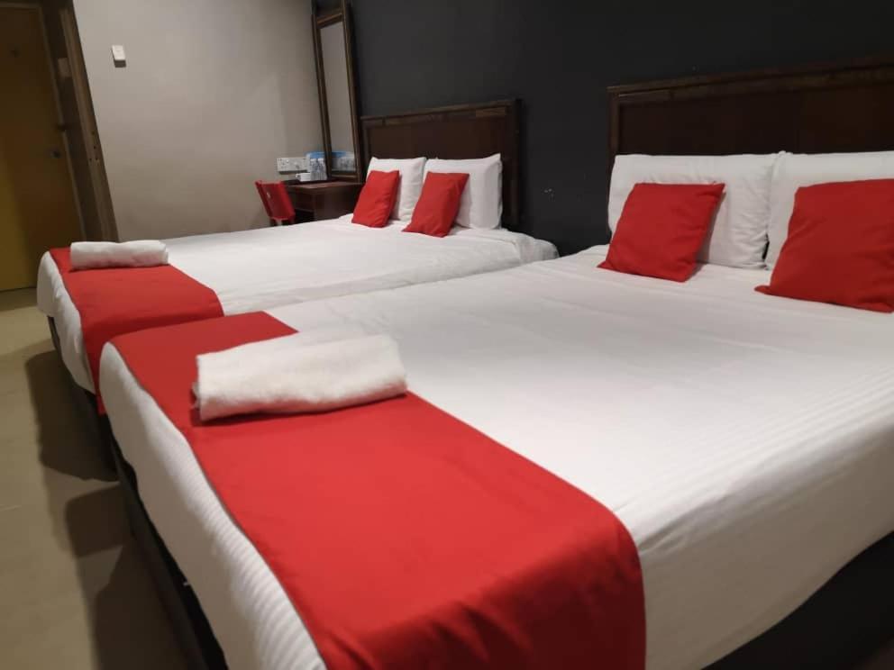 Nice Stay Hotel Рауб Экстерьер фото