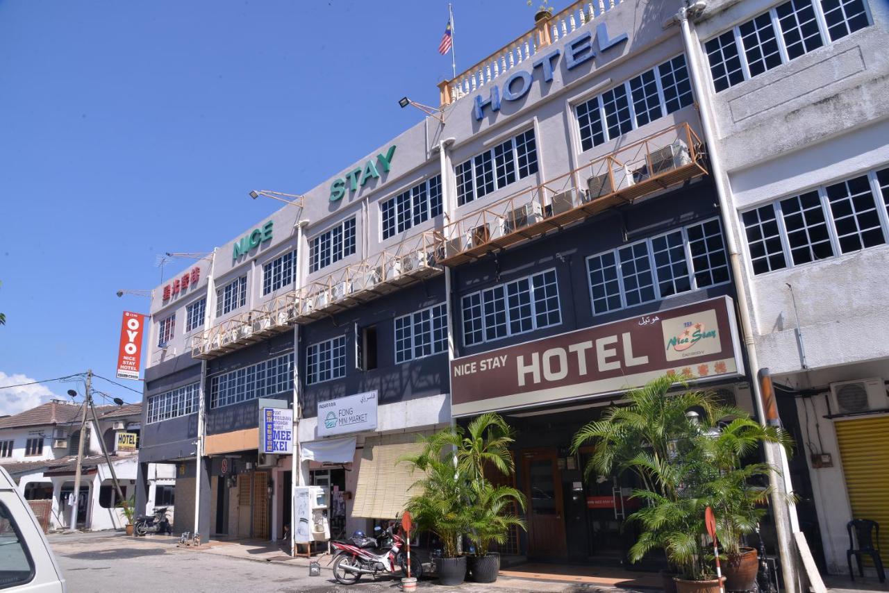 Nice Stay Hotel Рауб Экстерьер фото