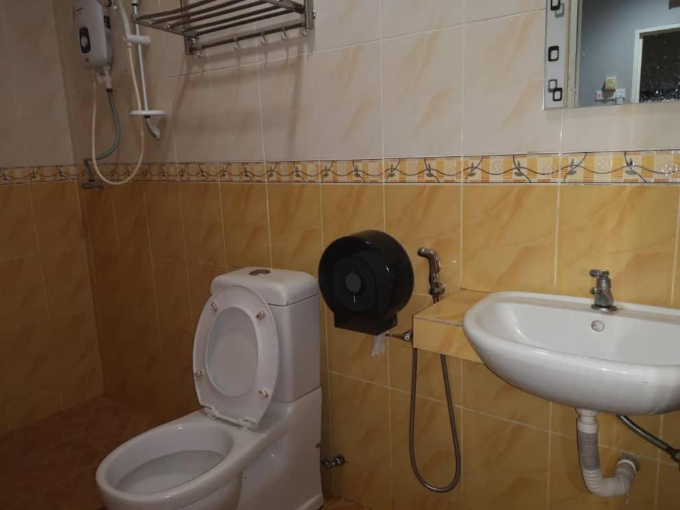 Nice Stay Hotel Рауб Экстерьер фото